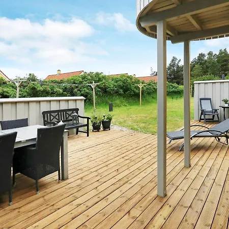 Three-bedroom Holiday In 55 Casa vacanze Blåvand